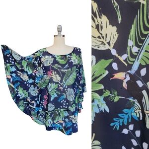 Chicos L/XL Tossed Tucan Chianti Sewn Sides Butterfly Sleeve Poncho Midnight